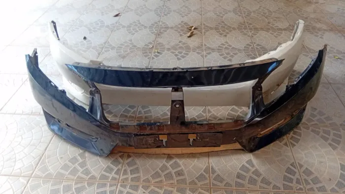Parachoque dianteiro e traseiro original Civic g10 2019 e Parachoque dianteiro onix 19