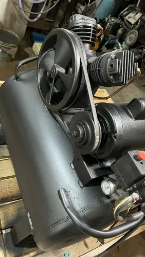 Compressor 5,2 pés 80 litros 125libras 110\220