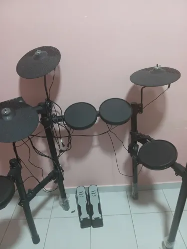 Bateria Eletica YAMAHA DTX402K + FONE AKG + Banqueta