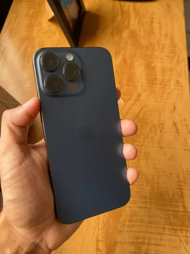 iPhone 15 Pro Max 256gb (somente com mensagem de tela)