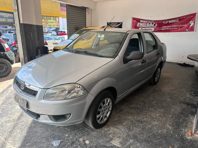 Fiat Siena EL Celeb. 1.0 MPI Fire Flex 8V 4P 2015