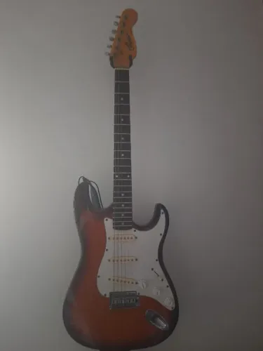 Guitarra Condor