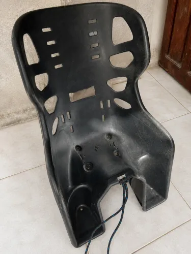 Cadeirinha de bicicleta infantil