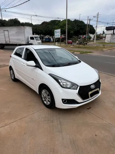 Hyundai HB20 Unique 1.0 Flex 12V Mec. 2019