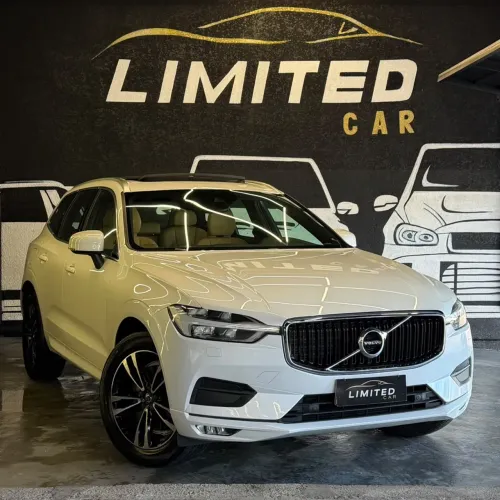 Volvo XC-60 XC 60 D-5 Momentum 2.0 AWD Diesel 5P 2020