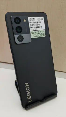 LENOVO LEGION Y70  8/128 Gb
