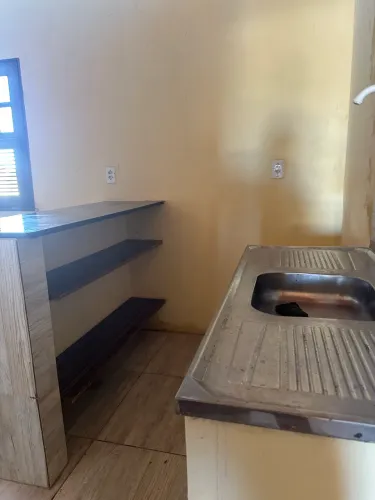 Vendo duas casas +um ponto comercial fica a 5 minutos da praia do morro branco.