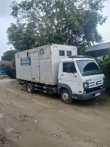 Frete carretos e mudanças