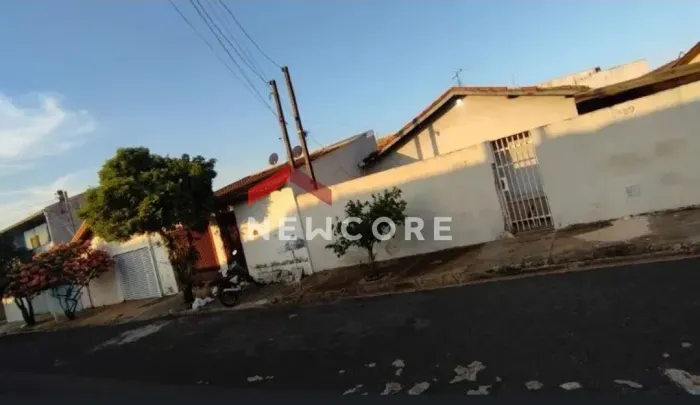 Casa em Rua Giocondo Turini - Vila Ipiranga - Bauru/SP