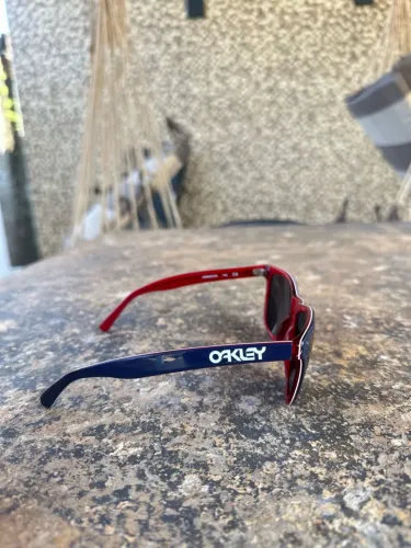 ÓCULOS OAKLEY FROGSKIN