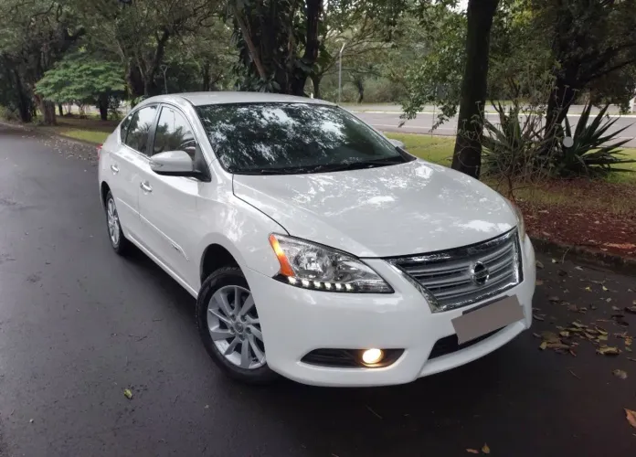 Nissan Sentra SL 2.0/ 2.0 Flex Fuel 16V Aut. 2014