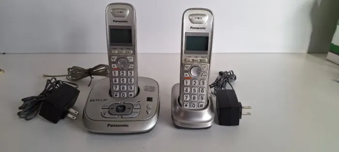 Telefone sem fio Panasonic KX TG 4021 mais 1 Ramal