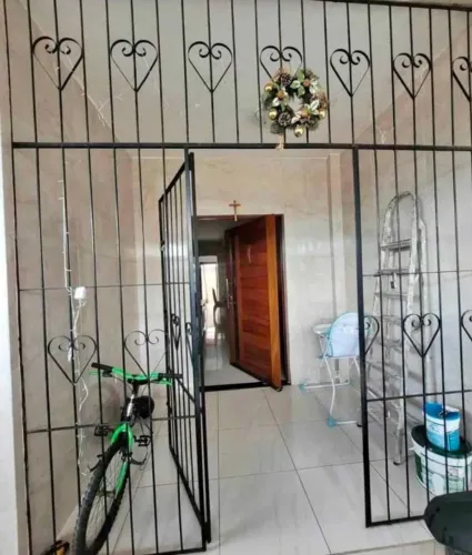 Vendo casa com piscina no castanheira (S)