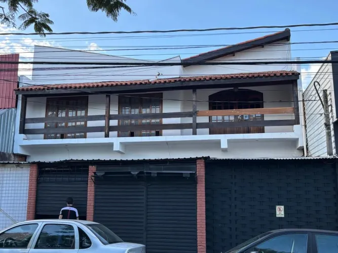 Casa com 2 dormitórios para alugar, 328 m² - Jardim Europa - Sorocaba/SP