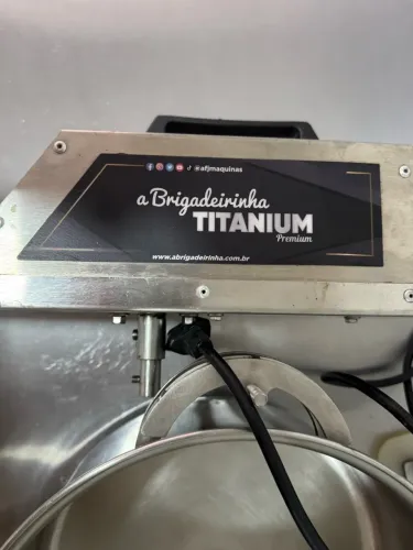 Brigadeirinha Titanium Premium