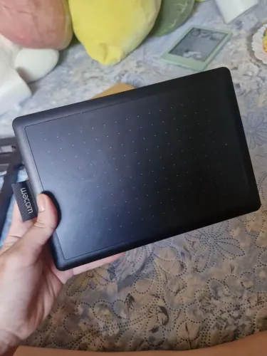 Mesa digitalizadora One by Wacom CTL-472