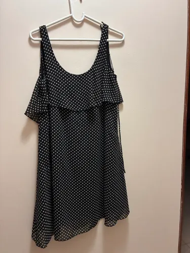 Vestido curto, da Maria Filó