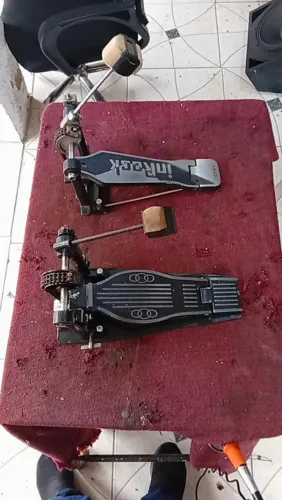 Pedal de bateria
