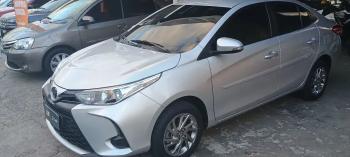 Toyota Yaris XS Sedan 1.5 Flex 16V 4P Aut. 2023