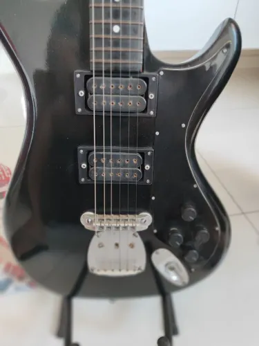 Vendo guitarra Jennifer Magnos