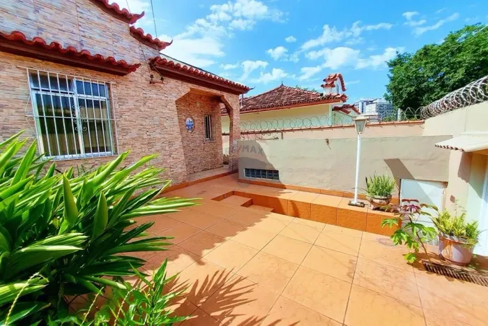 CASA LINEAR COM 2 QUARTOS 100m² À VENDA POR R$ 420.000,00 -VILA DA PENHA RJ