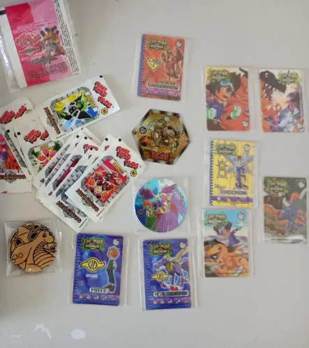 Tazos e Figurinhas 