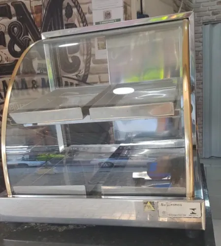 Estufa Semi Nova, 4 Bandejas Inox Vidro Curvo