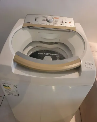 Máquina de lavar roupas Brastemp 9kg
