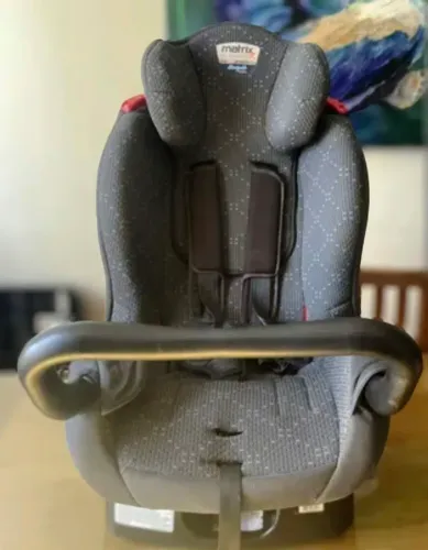 Cadeirinha para carro infantil