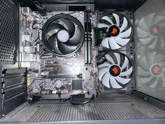 Vende-se pc Gamer R$ 2,600 mais negócio valor