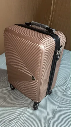 Mala de viagem produto novo.