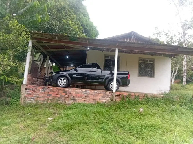 Casa em vila de paricatuba 