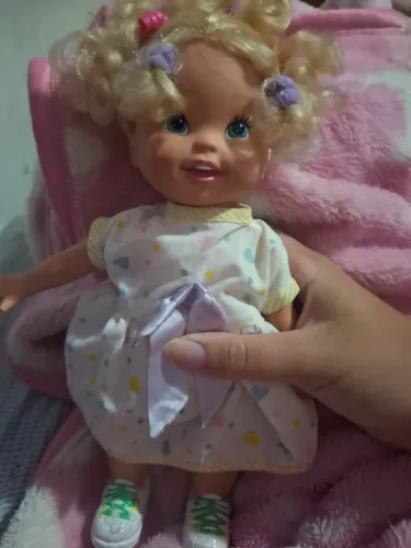 Boneca Pinturinha- anos 90
