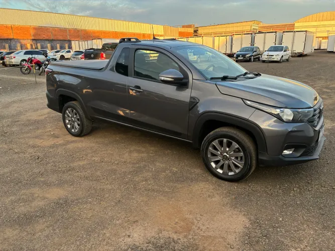 Fiat Strada Freedom 1.3 Flex 8V CS Plus 2021