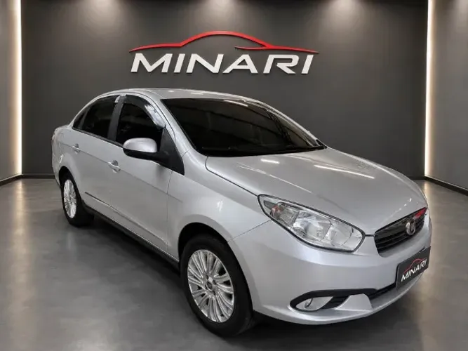 Fiat Grand Siena Essence 1.6 Flex 16V 2015