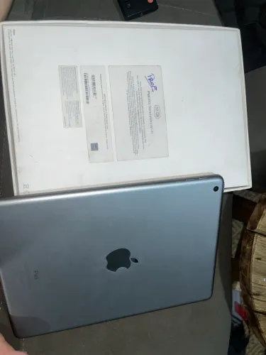 iPad (6th Generation) 