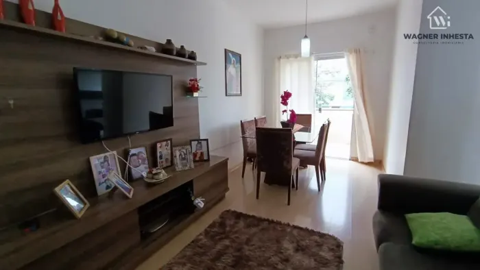 Lindo sobrado com 05 quartos à venda no Jardim Paris em Maringá PR.