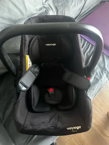 bebe conforto voyage até 13kg + suporte para carro