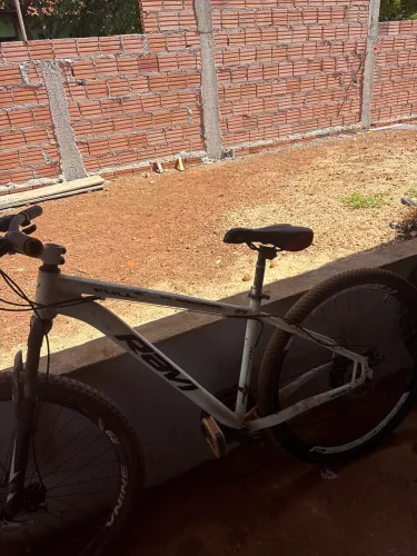 Vende se bicicleta aro 29