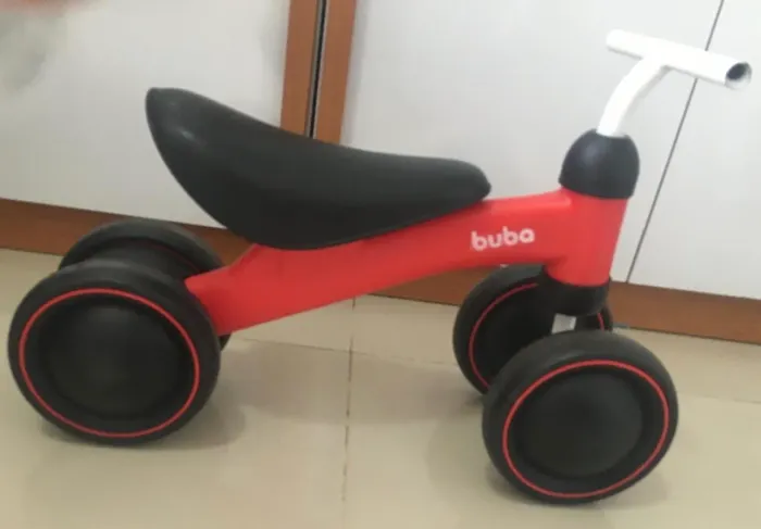 Bicicleta de equilíbrio BUBA