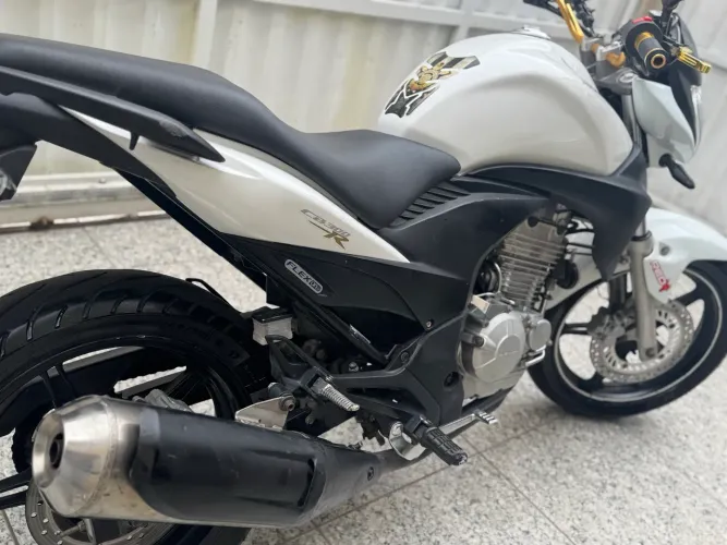 Cb 300 2012