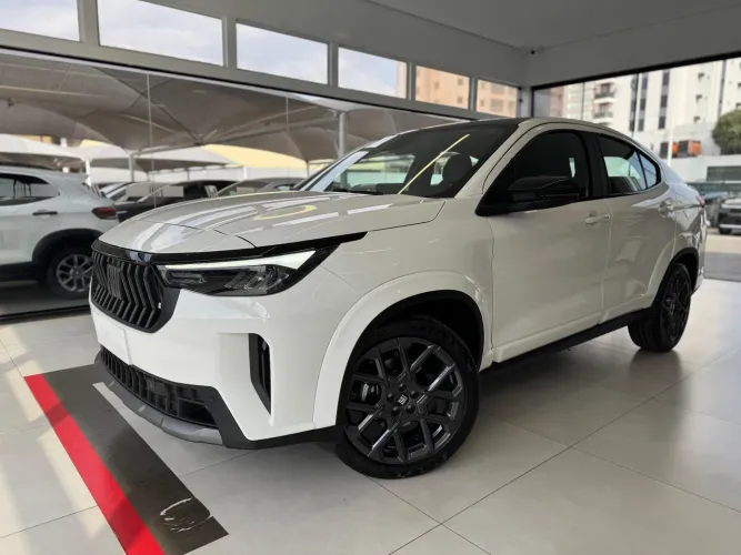Fiat Fastback Impetus 200 T. AUT (hibrído) 2026
