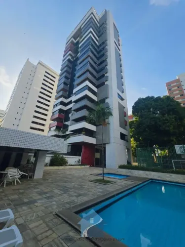Condomínio Saint Valery - Adrianópolis. 200m2, 3suítes, 2 vagas