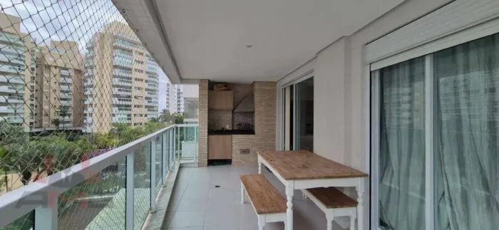 Apartamento com 3 dormitórios para alugar, 109 m² por R$ 18.000,00/mês - Riviera Módulo 8 