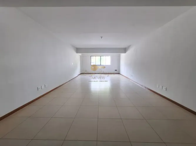 Sala Comercial para Locação em Teresópolis, Várzea, 1 banheiro, 1 vaga