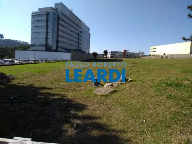 TERRENO - TAMBORÉ - SP