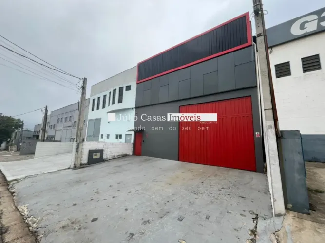 Galpão Comercial à Venda com 3 Salas no Jardim Leocádia, Sorocaba/SP
