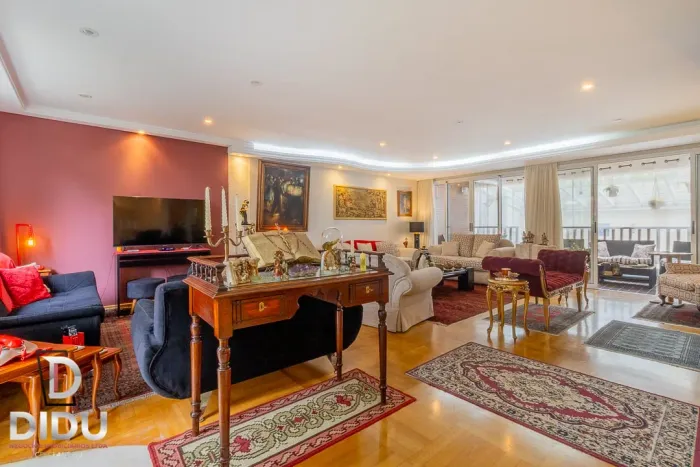 Casa no condomínio New England condominium para venda com 4 quartos, sendo 4 suítes, 462m²