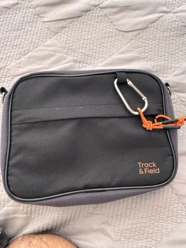 Necessaire Track&Field Original - Compacta e Funcional