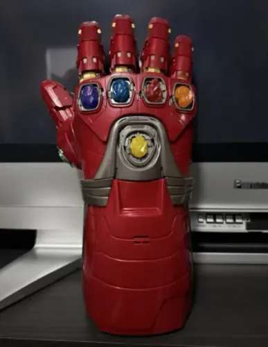 Manopla Do Homem De Ferro Epcot Guardiões Da Galáxia Cosmic (Usado)